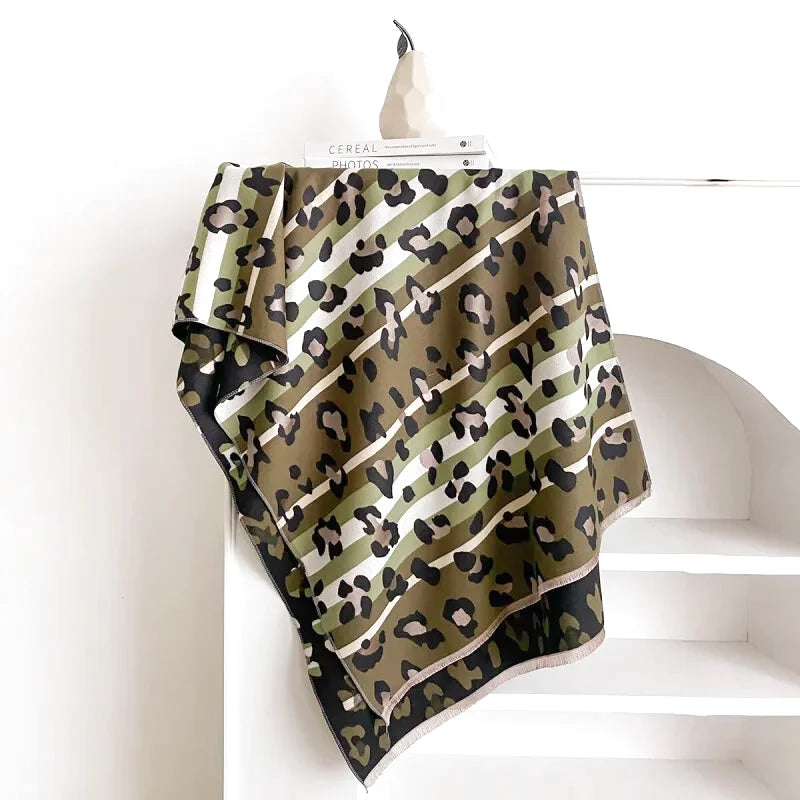 Echarpe Kaki Léopard