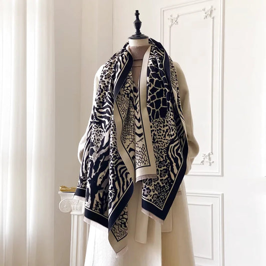 Echarpe Léopard Noir